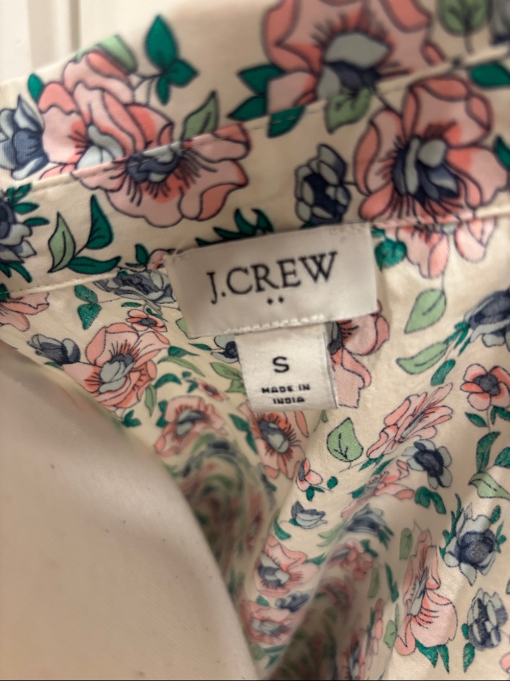 Set of 2 J. Crew Short Sleeve Button Down Blouses - Picture 6 of 10